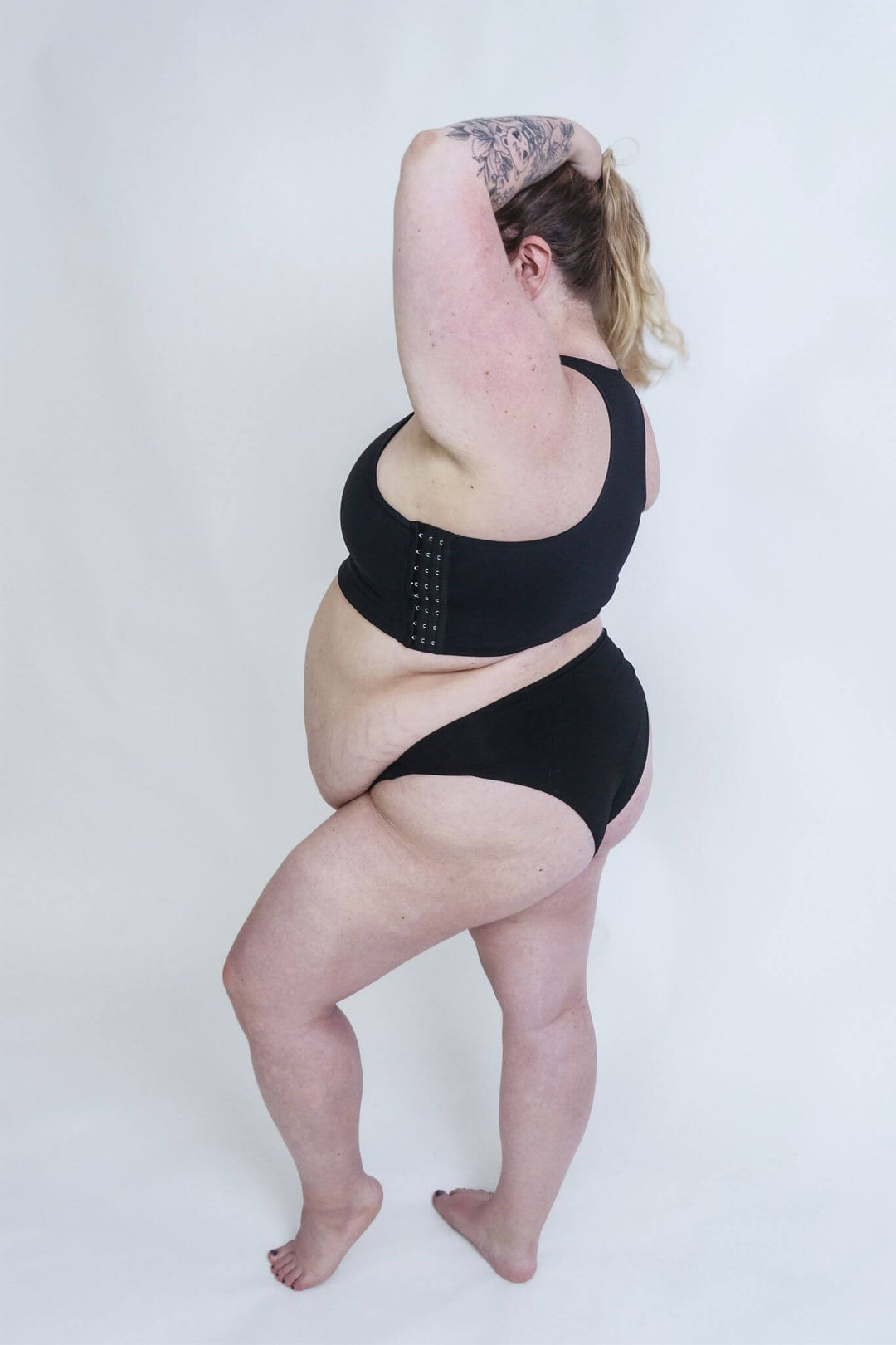 Side-Open Mesh Racerback Binder