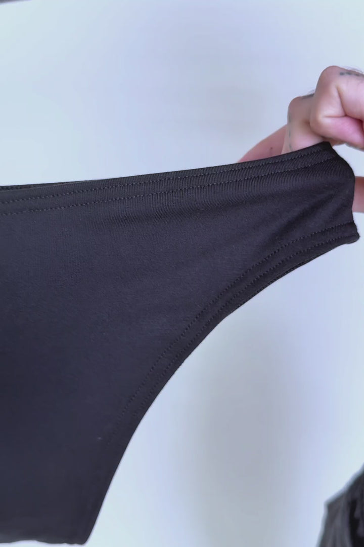 Bamboo Boyshort Undie- Black