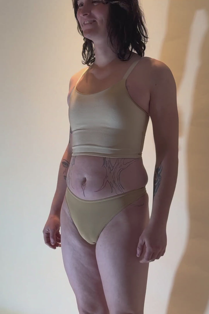 Thong Gaff - Sand